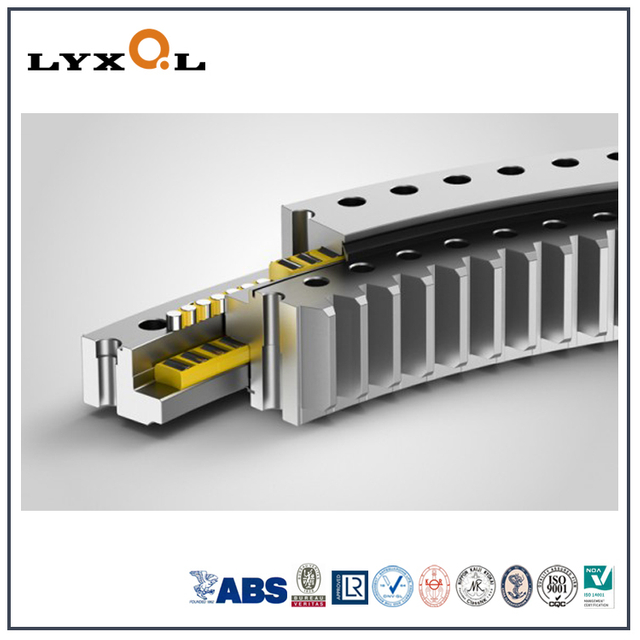 Triple Row Roller Slewing Ring Bearing With Internal Gear