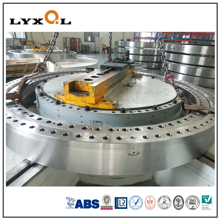 Special Blade Pitch Bearing for wind turbine